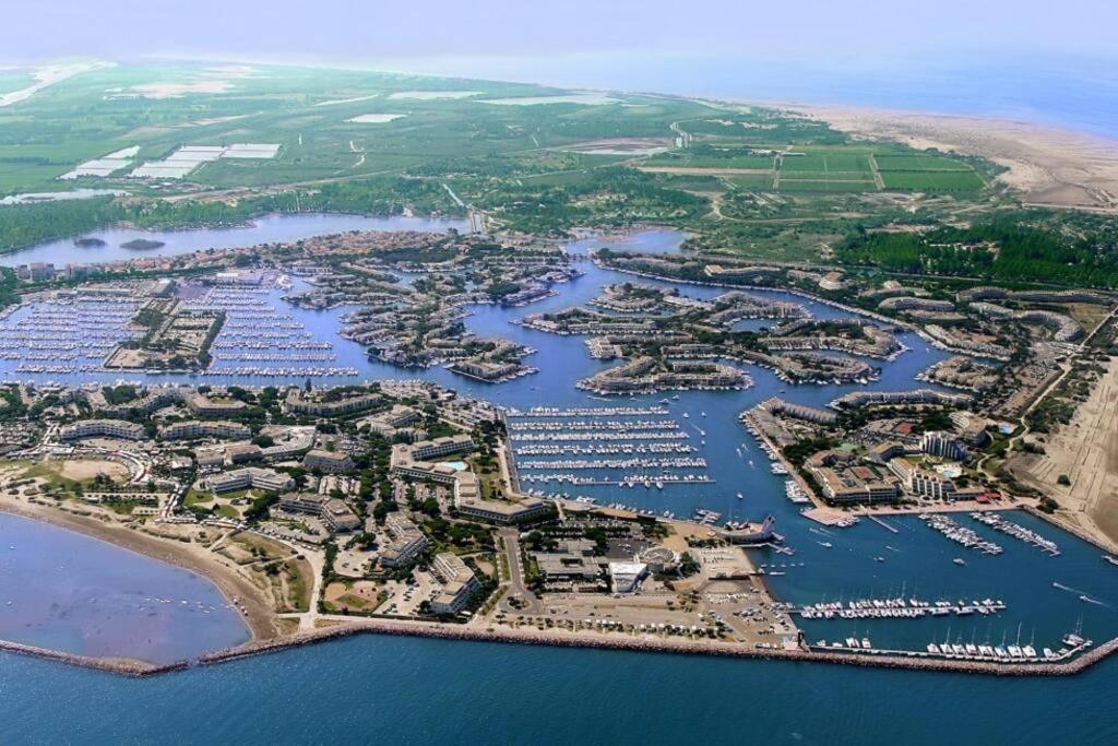 Tres Beau Studio Au Grau Du Roi Tout Equipe 33M2 Le Grau-du-Roi Exteriör bild